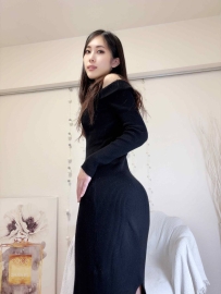 モデル系の美しきオネエサン。