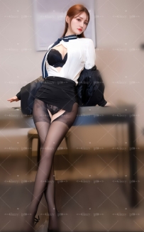 このお兄さんは2回目も同じOL風のお姉さんタイプの女の子を指名しました。