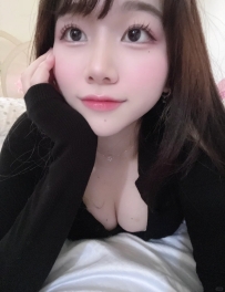 美しいお尻と胸、超かわいい